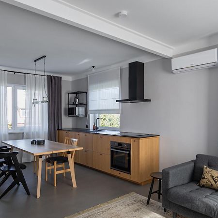 Minimalist. Apartment & Studio Šiauliai Exterior foto