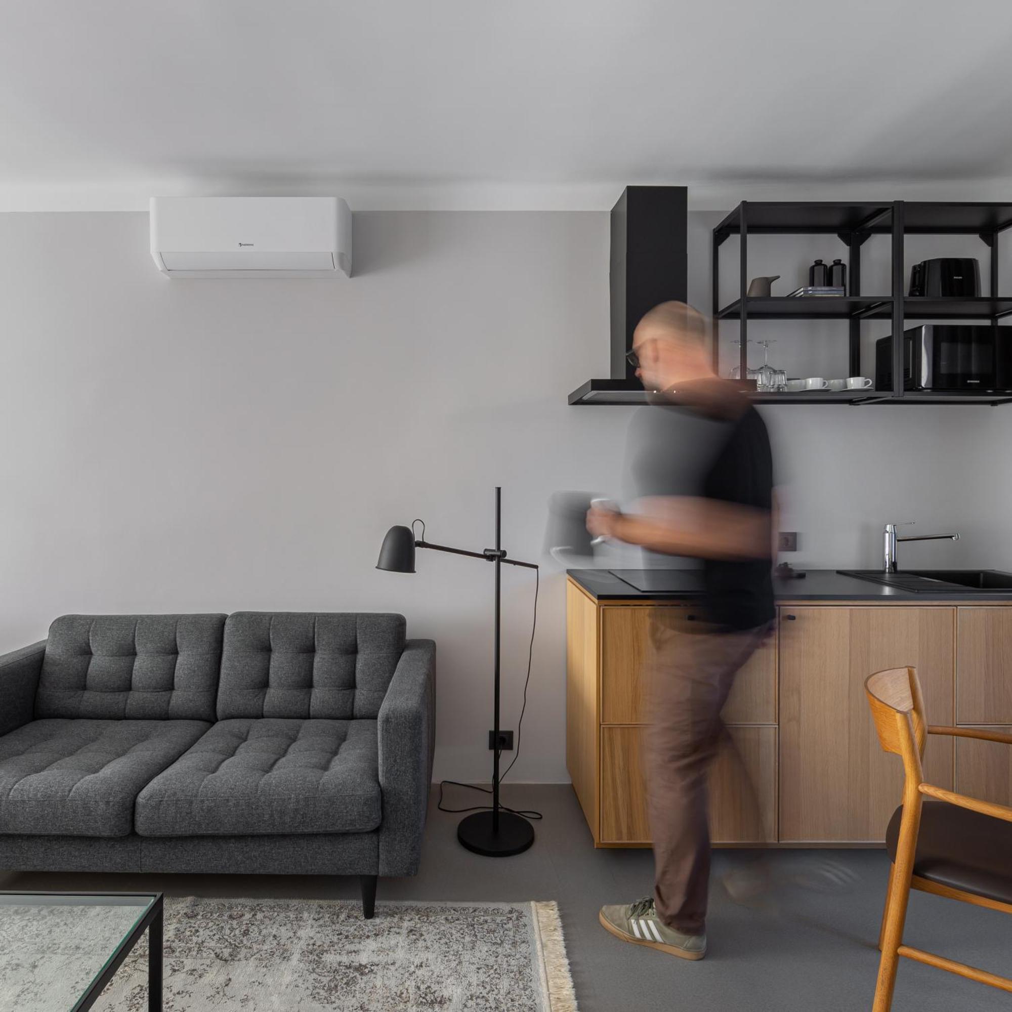 Minimalist. Apartment & Studio Šiauliai Exterior foto