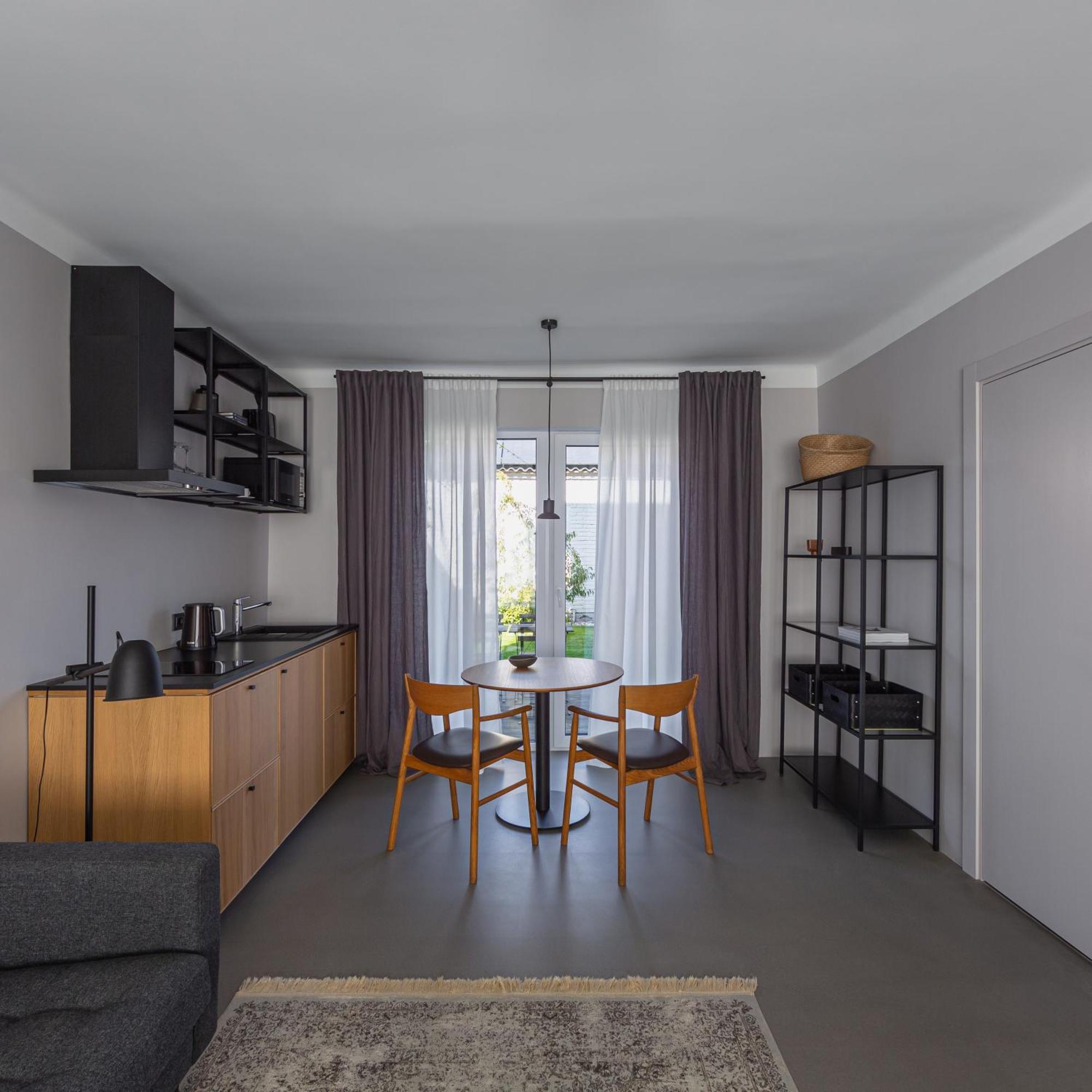 Minimalist. Apartment & Studio Šiauliai Exterior foto