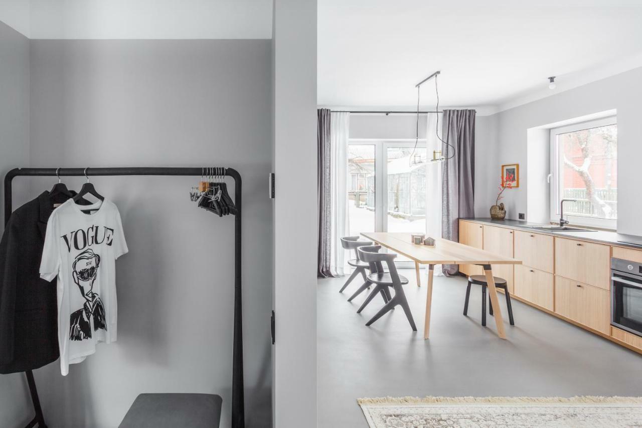 Minimalist. Apartment & Studio Šiauliai Exterior foto