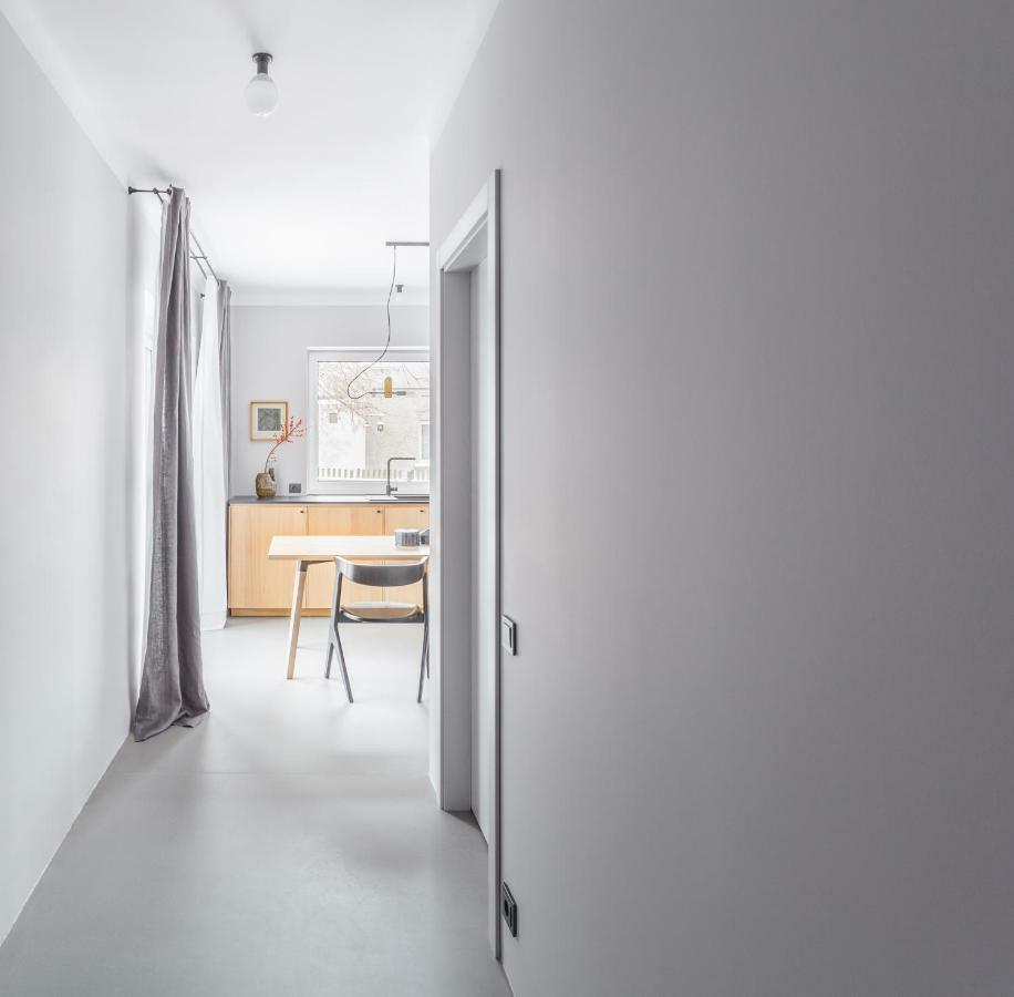 Minimalist. Apartment & Studio Šiauliai Exterior foto