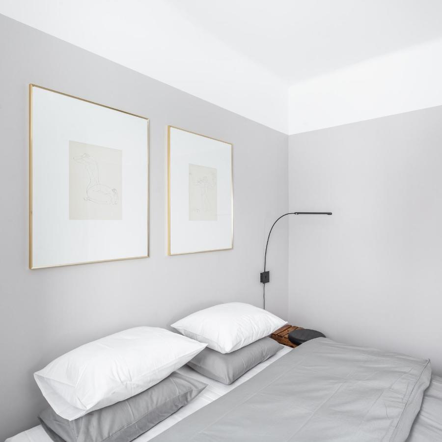 Minimalist. Apartment & Studio Šiauliai Exterior foto